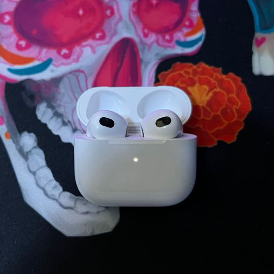 Apple AirPods (3rd Generation)
