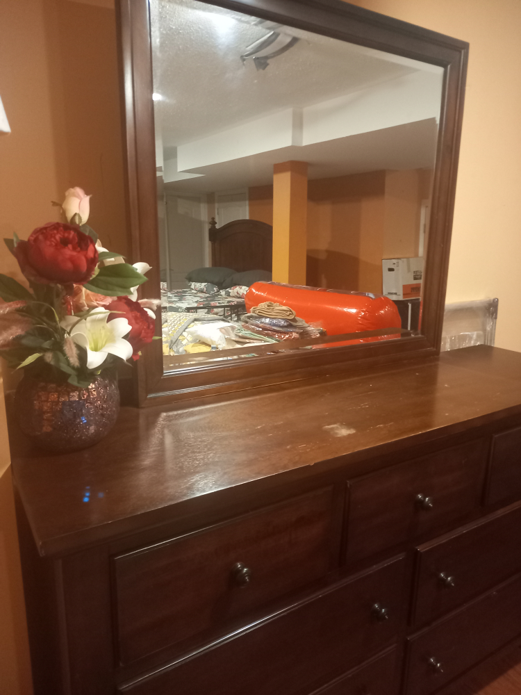 Wooden brown bedroom Set - photo 3