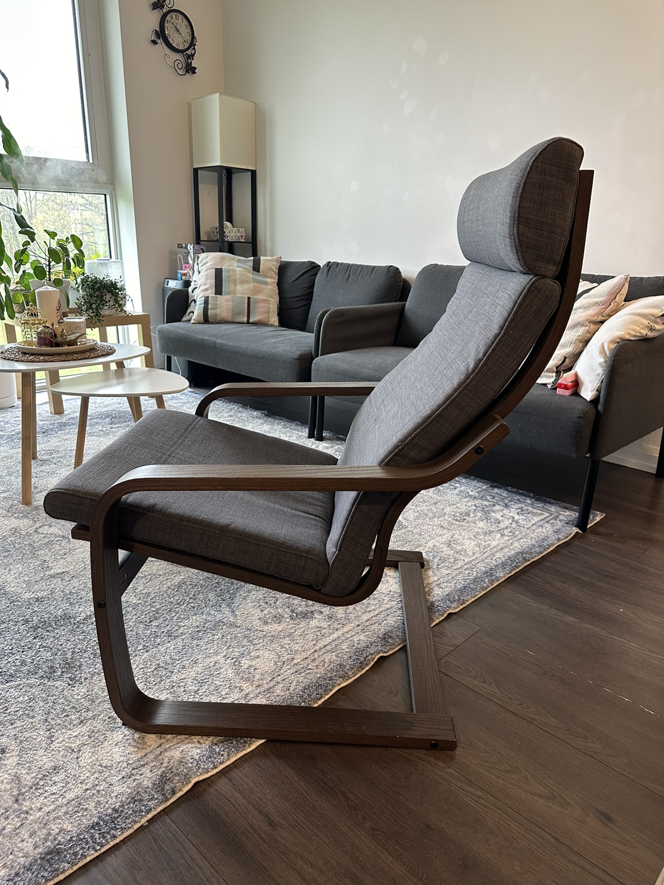 IKEA POANG Armchair image indicator(4)