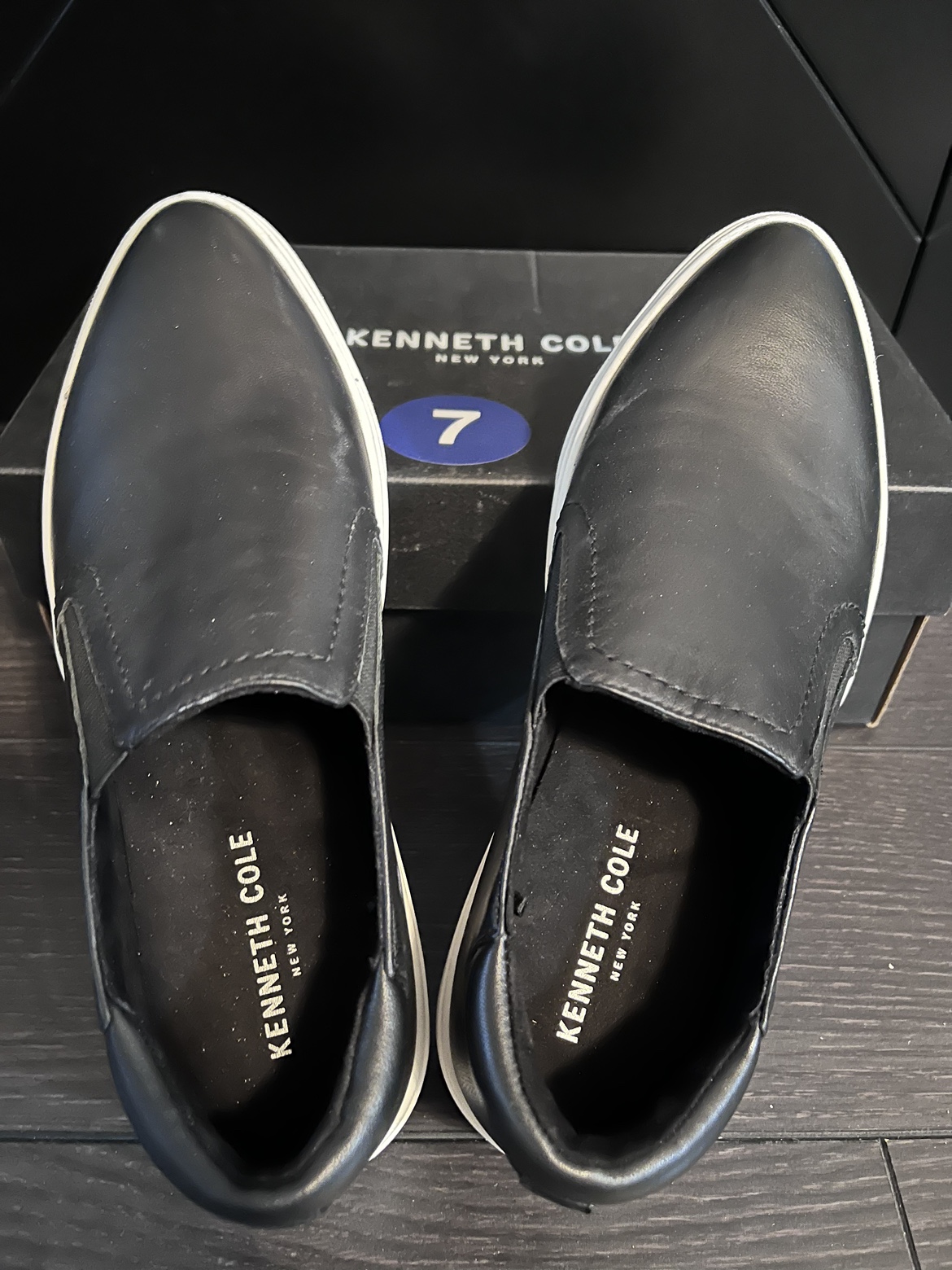 Kenneth Cole shoes - size 7 women image indicator(6)