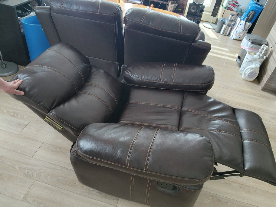 Rocker/Recliner La-Z-Boy image indicator(2)