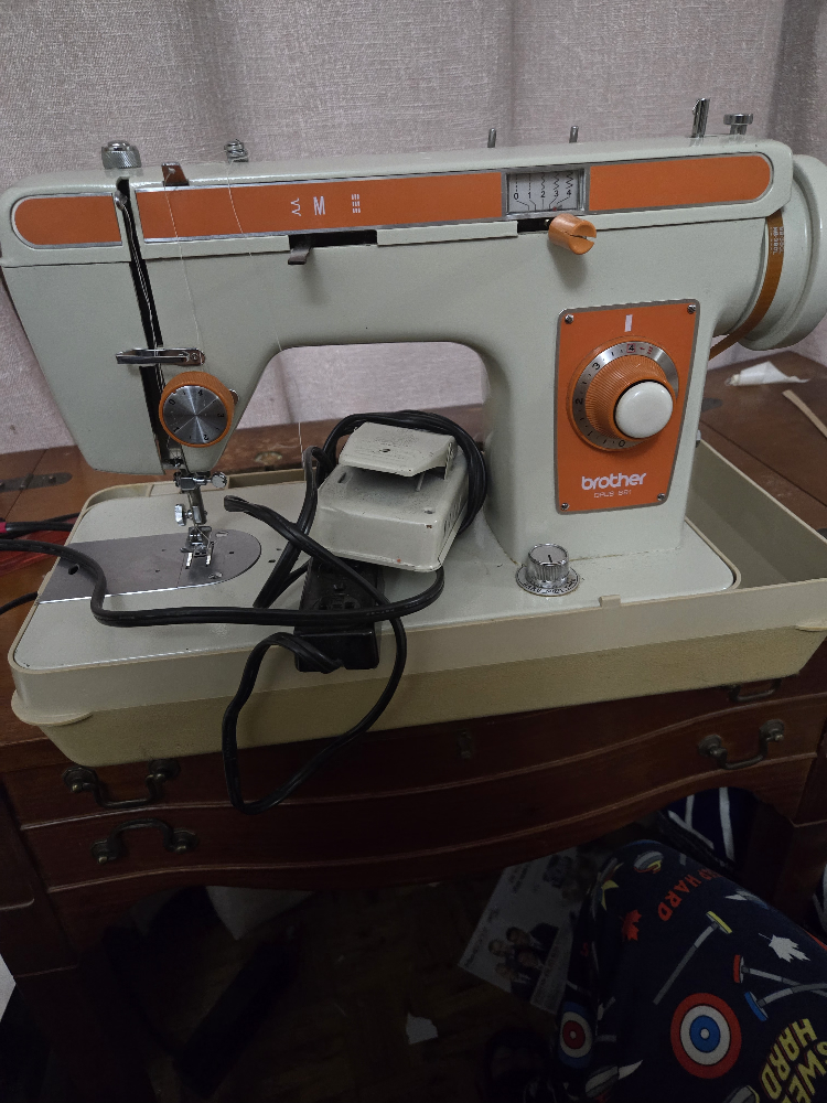 sewing machine