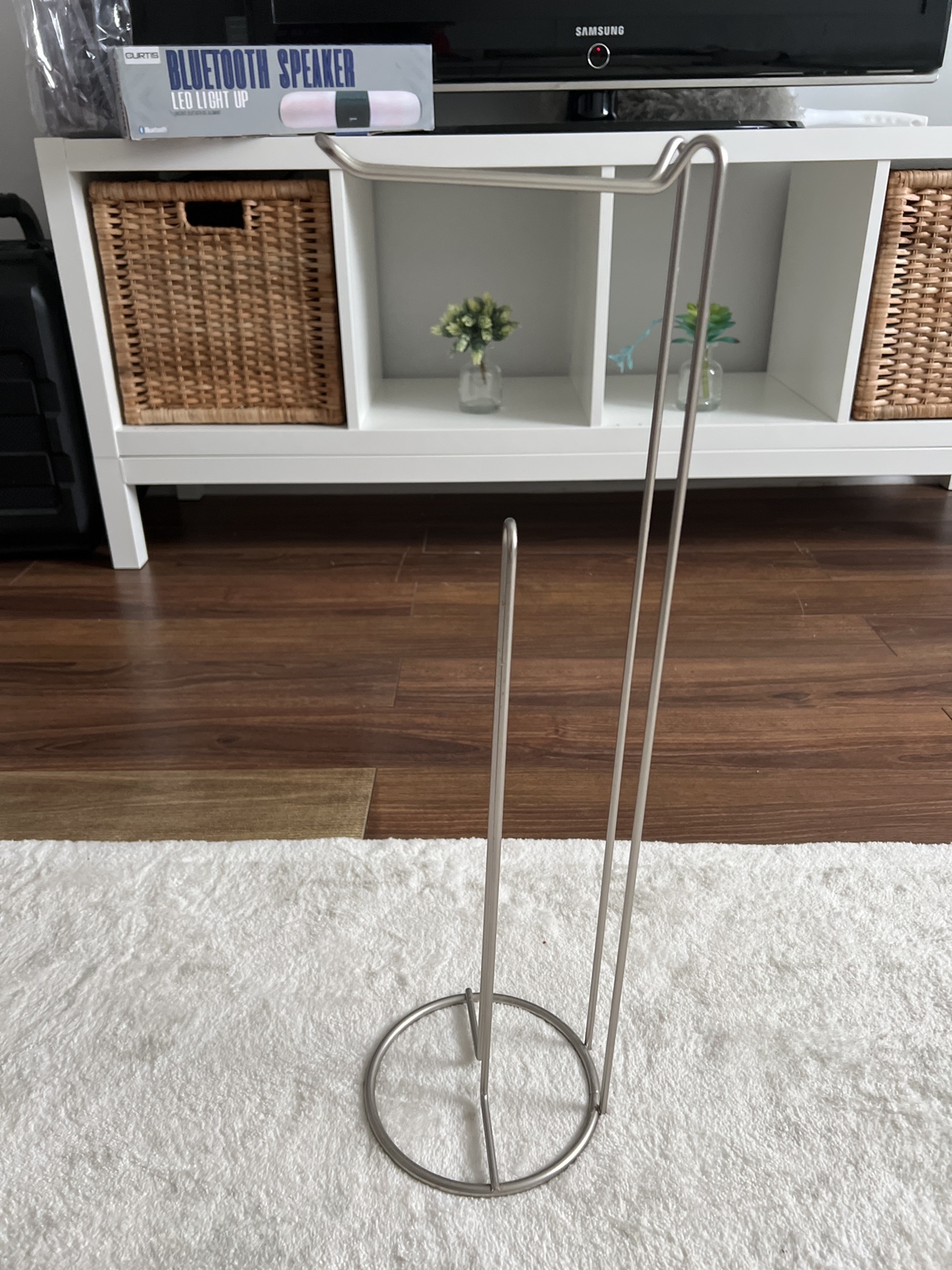Toilet paper holder - photo 2