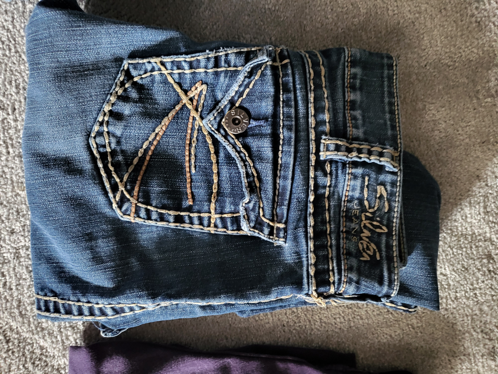 5 pairs of jeans - photo 4