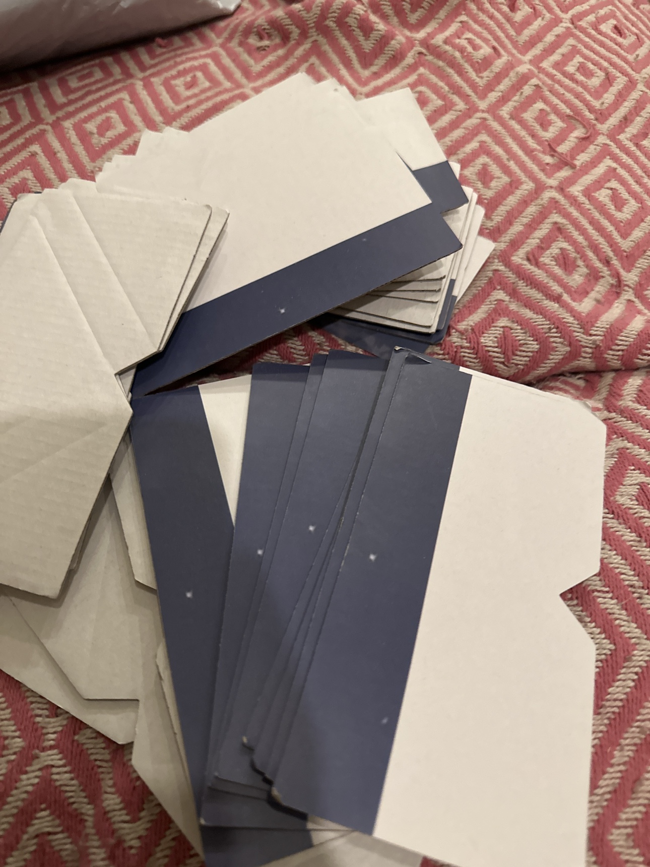 Picture frame corners for packing