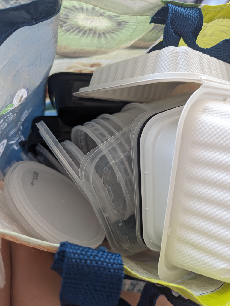 #freecycle - Washed takeout containers in good condition!