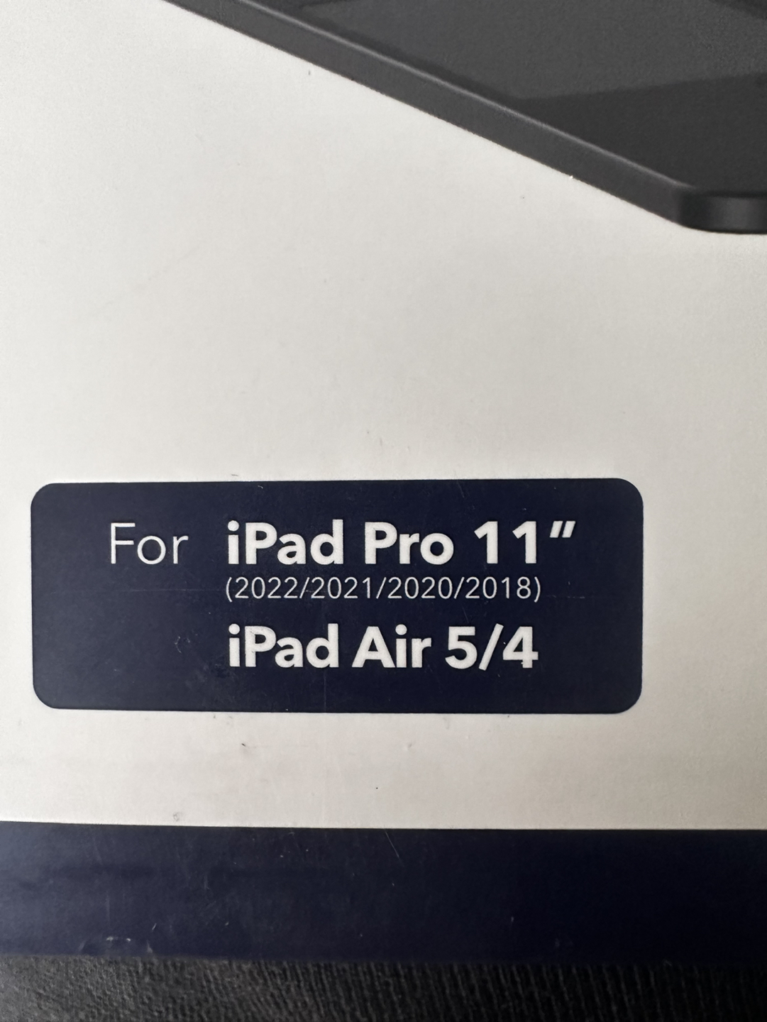 ESR magnetic keyboard case - photo 5
