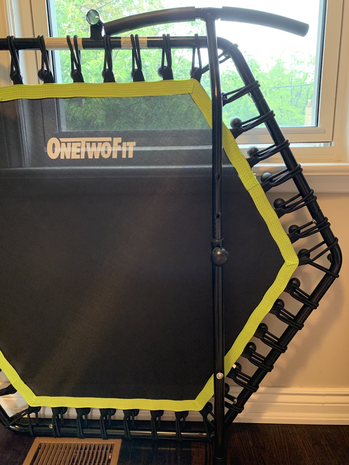 ONETWOFIT 48" Mini Trampoline/Rebounder image indicator(6)