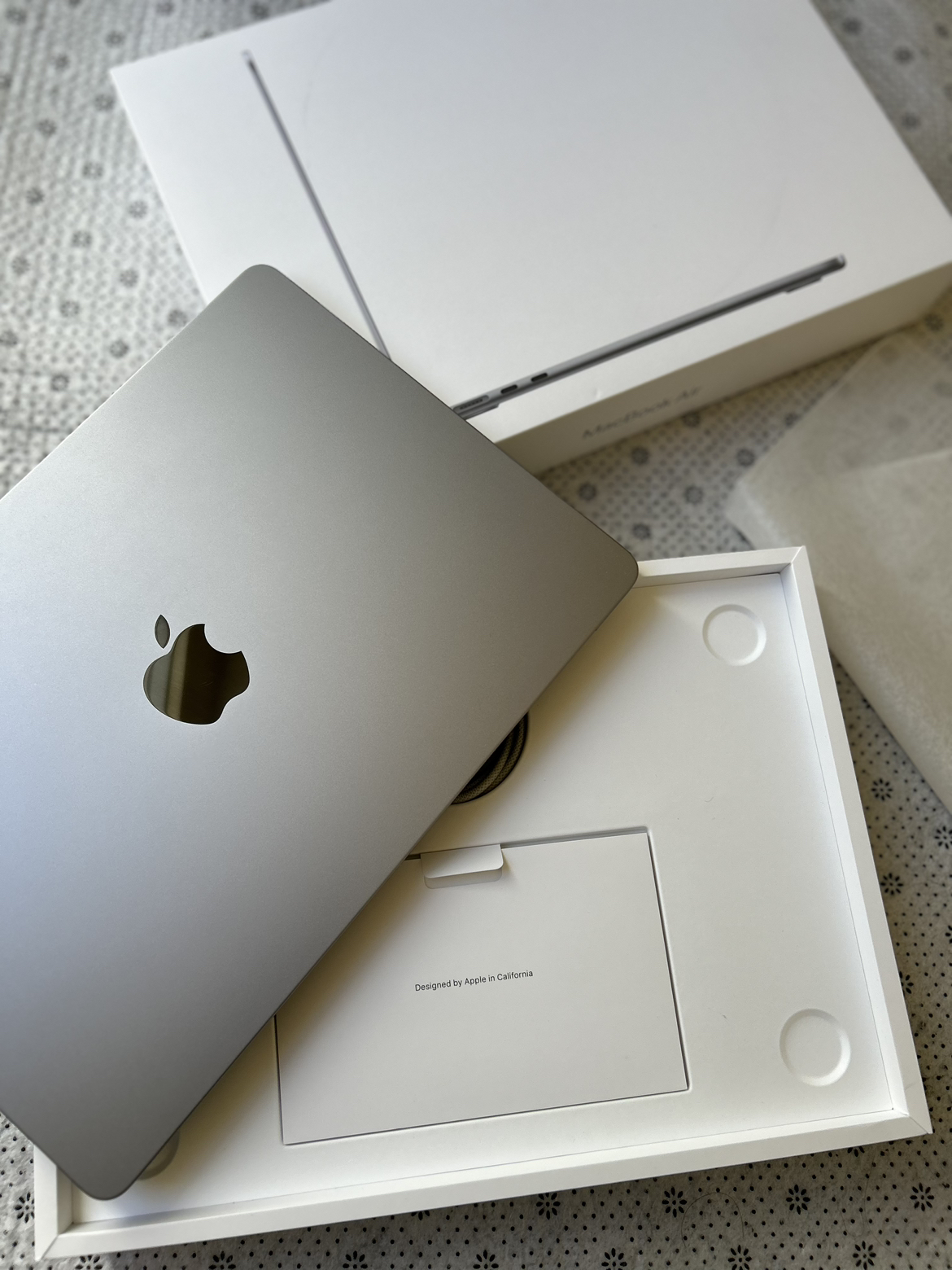 Apple MacBook Pro - M2 chip - 512gb SSD - Silver Color - photo 3