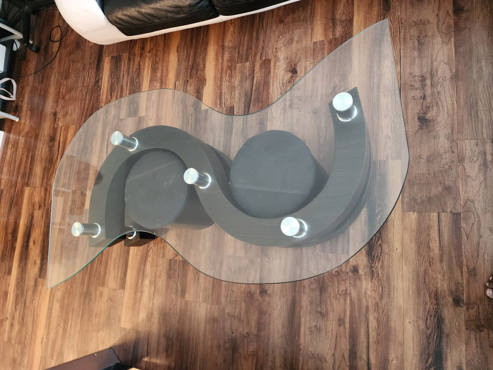 S Coffee table