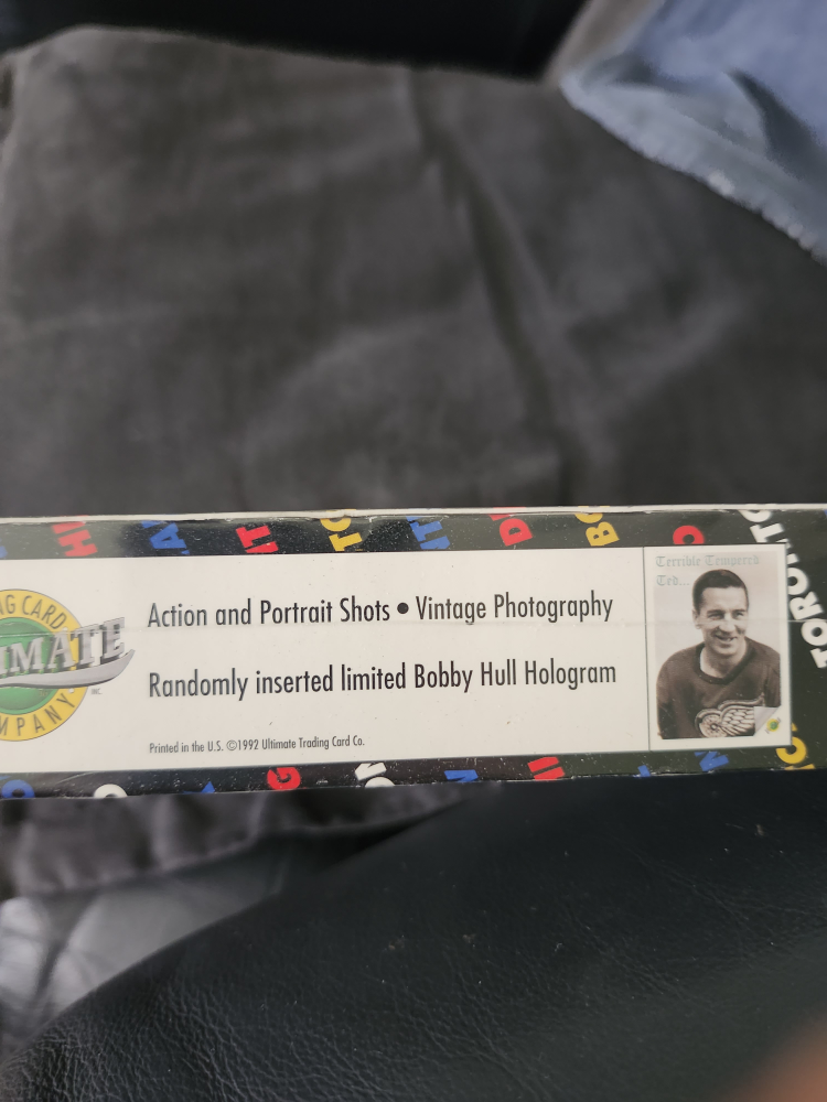 Original 6 hockey cards image indicator(2)