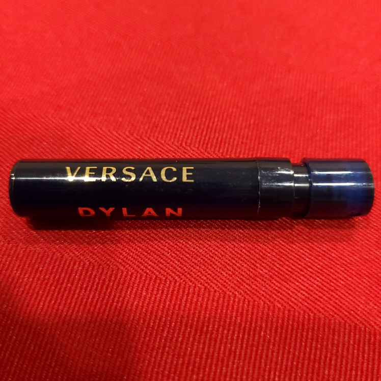 Versace Dylan Blue (Sample) thumbnail
