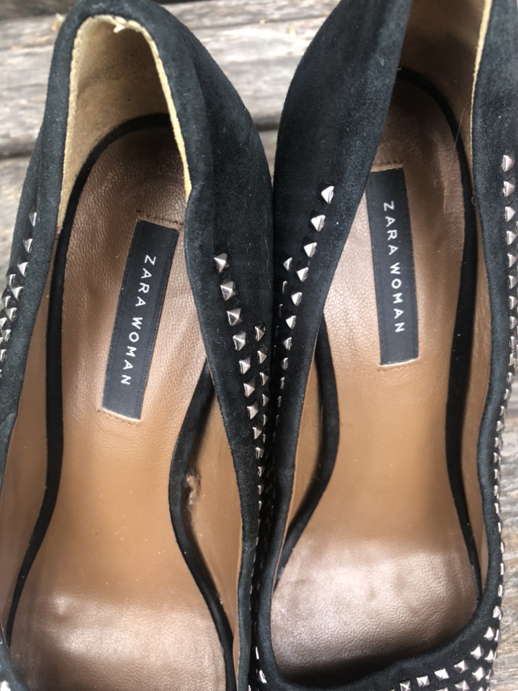 ZARA Woman Silver Studded Black High Heel Pump Dress Shoe image indicator(5)
