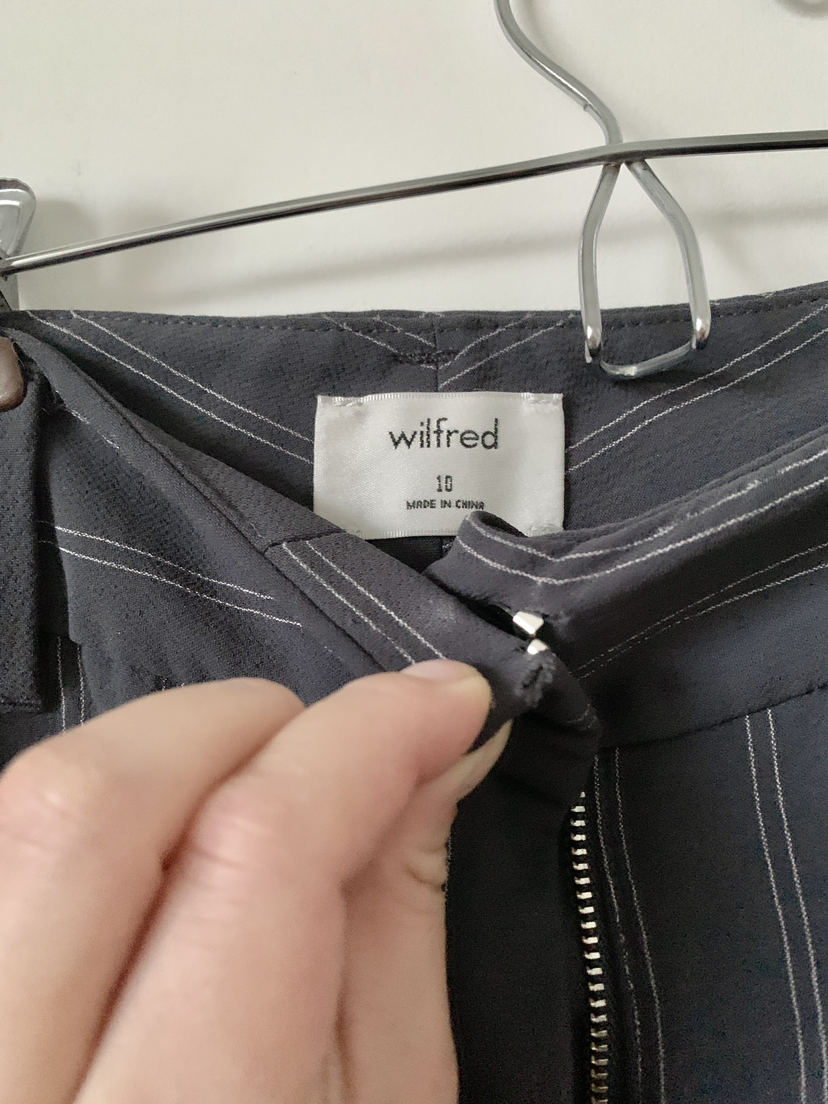 ‼️DECLUTTER SALE‼️ Wilfred striped linen high-waist pant image indicator(4)