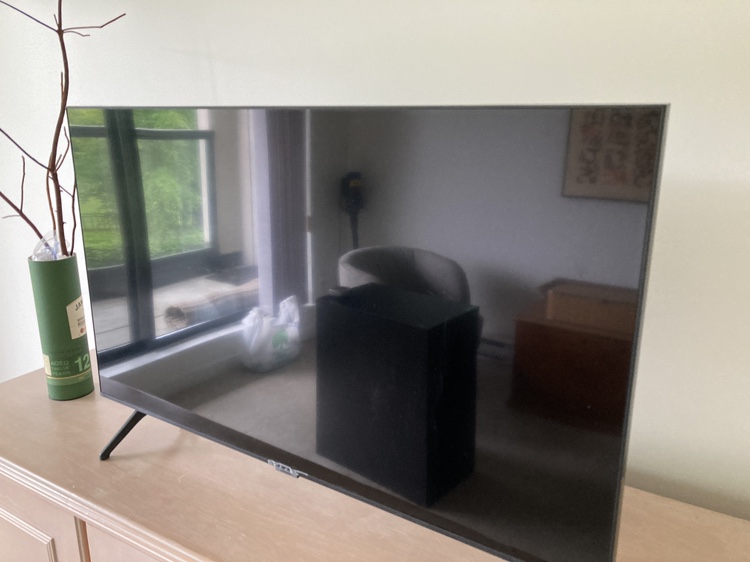 Samsung Flatscreen TV - photo 2
