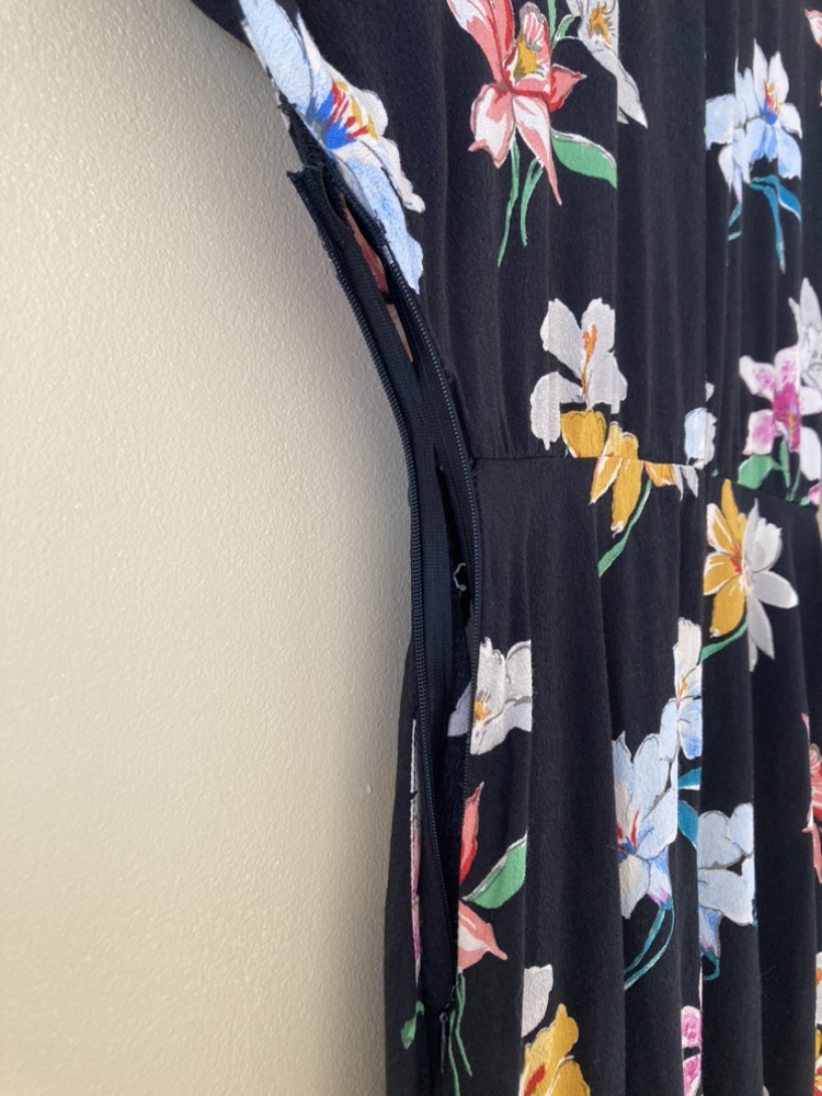 Zara Black Floral Long Dress - XS Size image indicator(4)