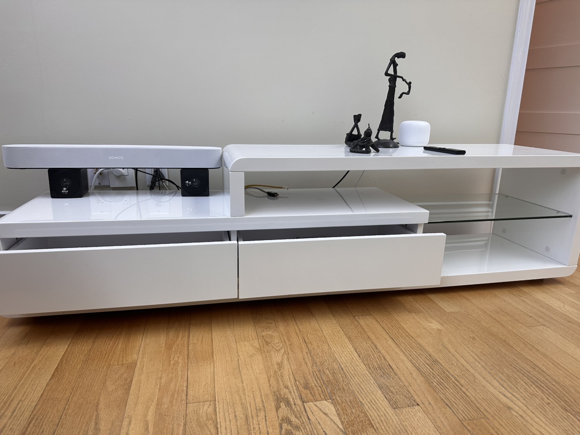 BO Concept TV stand modern image indicator(2)