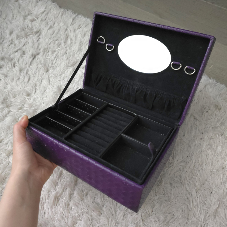 Purple 2 Tier Jewelry Box!!