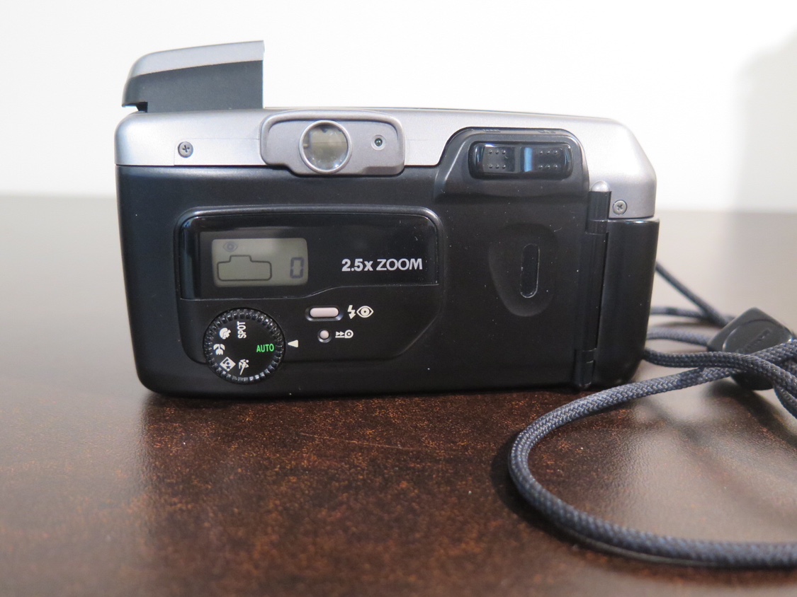 Canon Prima Super 28V 35mm Point and Shoot. - photo 3