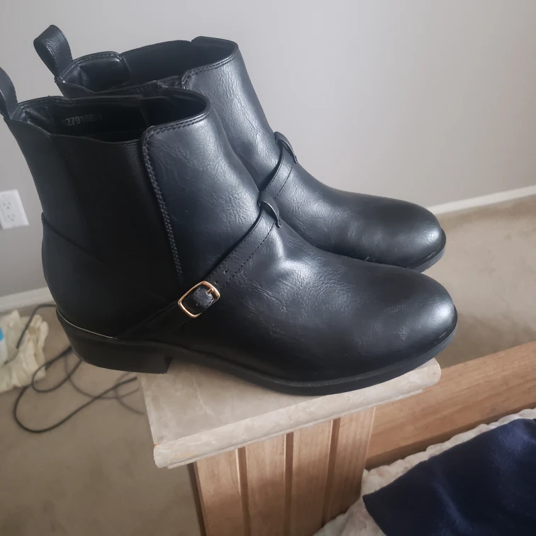 chelsea boots from uk thumbnail