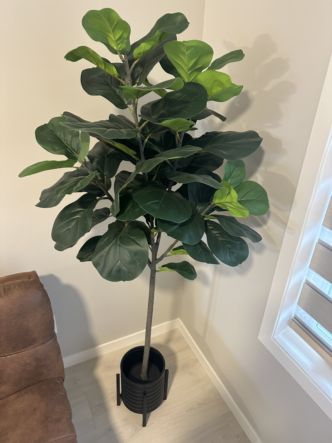Artificial Plant with pot included! - photo 2