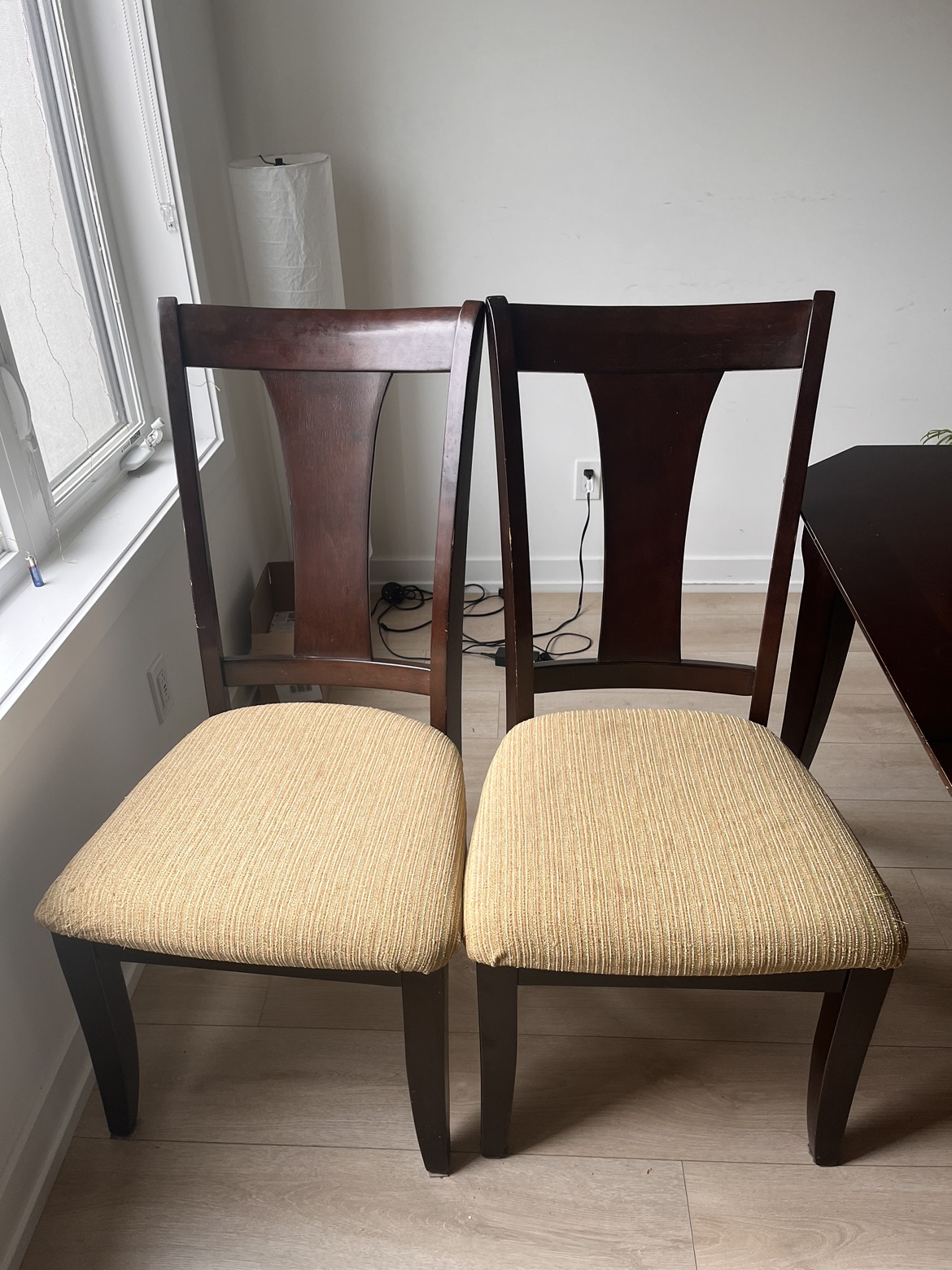 Dining table with 4 chairs - photo 3
