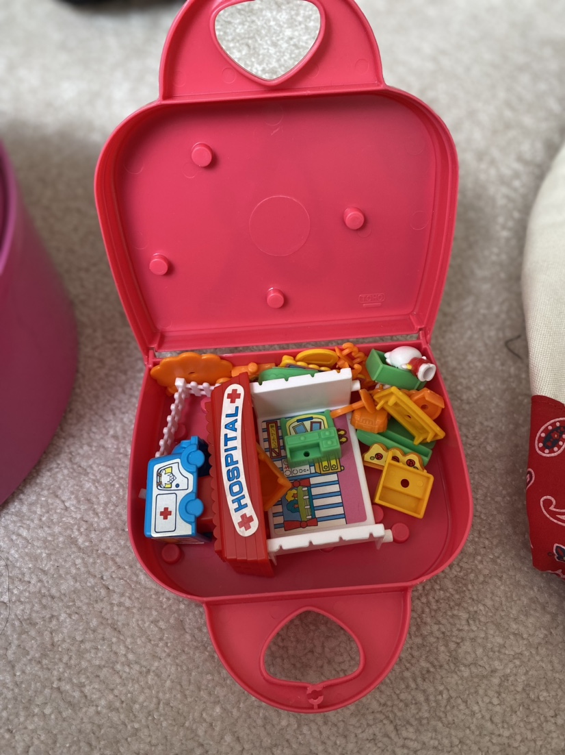 Hello Kitty Toy Set thumbnail