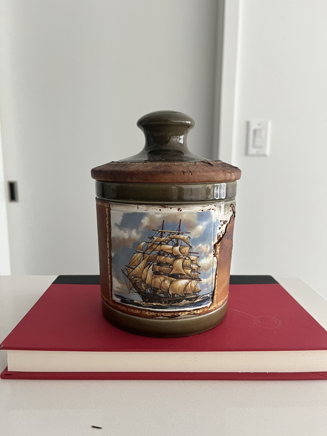 Stunning Ship Jar thumbnail