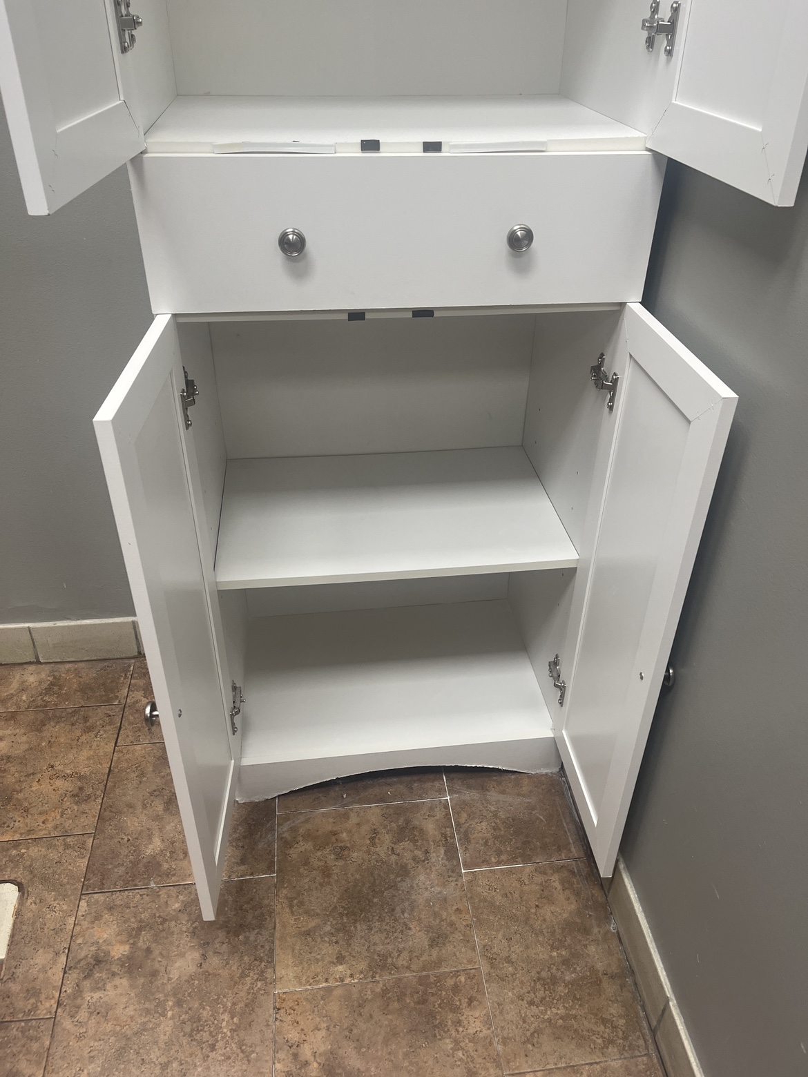 White Cabinet image indicator(3)