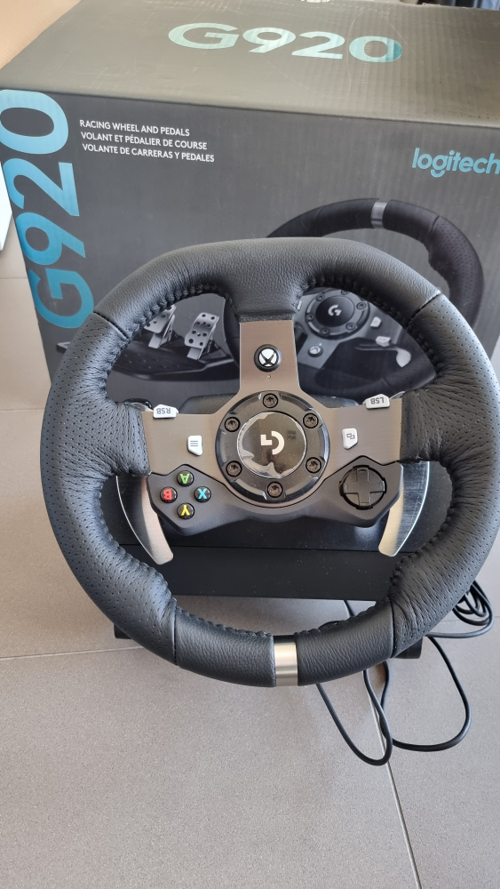 Logitech G920 Wheel & Pedals For Xbox Series X & PC - photo 3