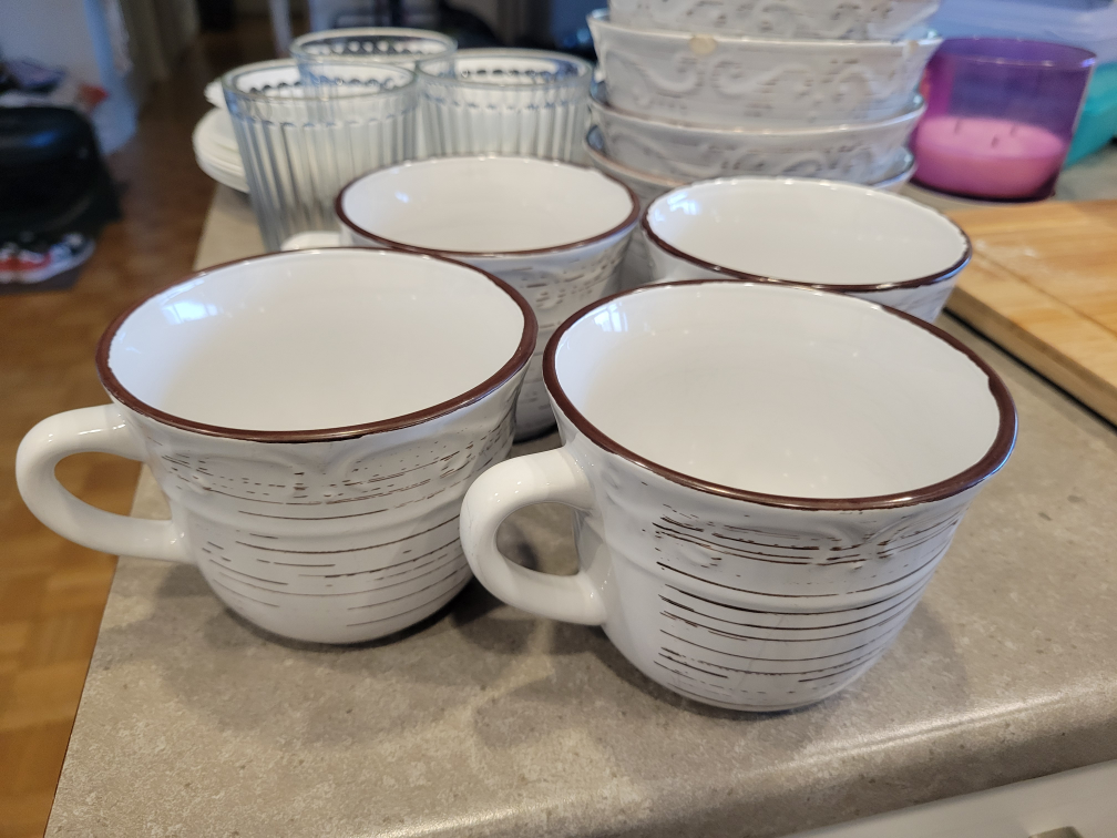 Dinnerware for free - photo 2
