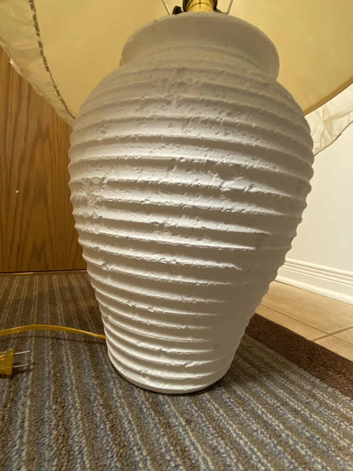 White Table Lamp with Clay base image indicator(4)