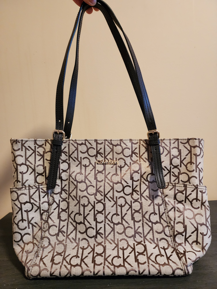 Calvin Klein Brown Canvas Monogramed Shoulder Bag - photo 4