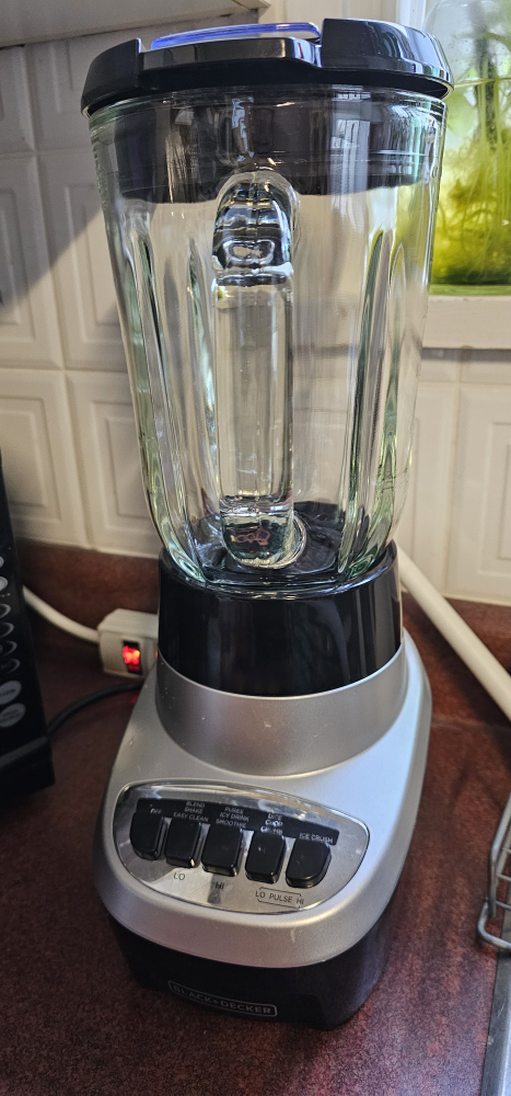 Black and Decker Blender - photo 2