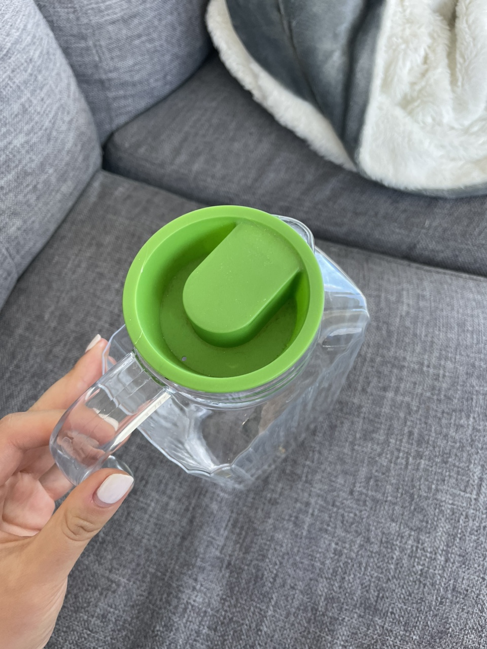 Glass pitcher image indicator(2)