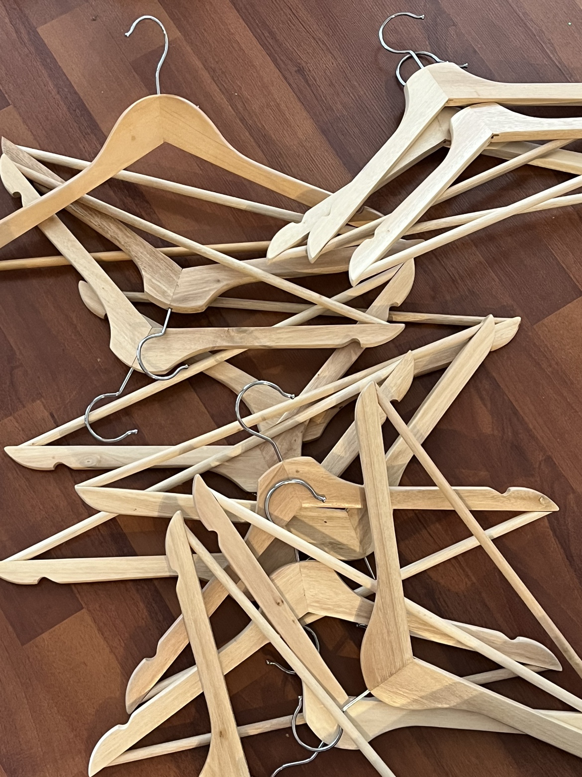 15 wooden hangers