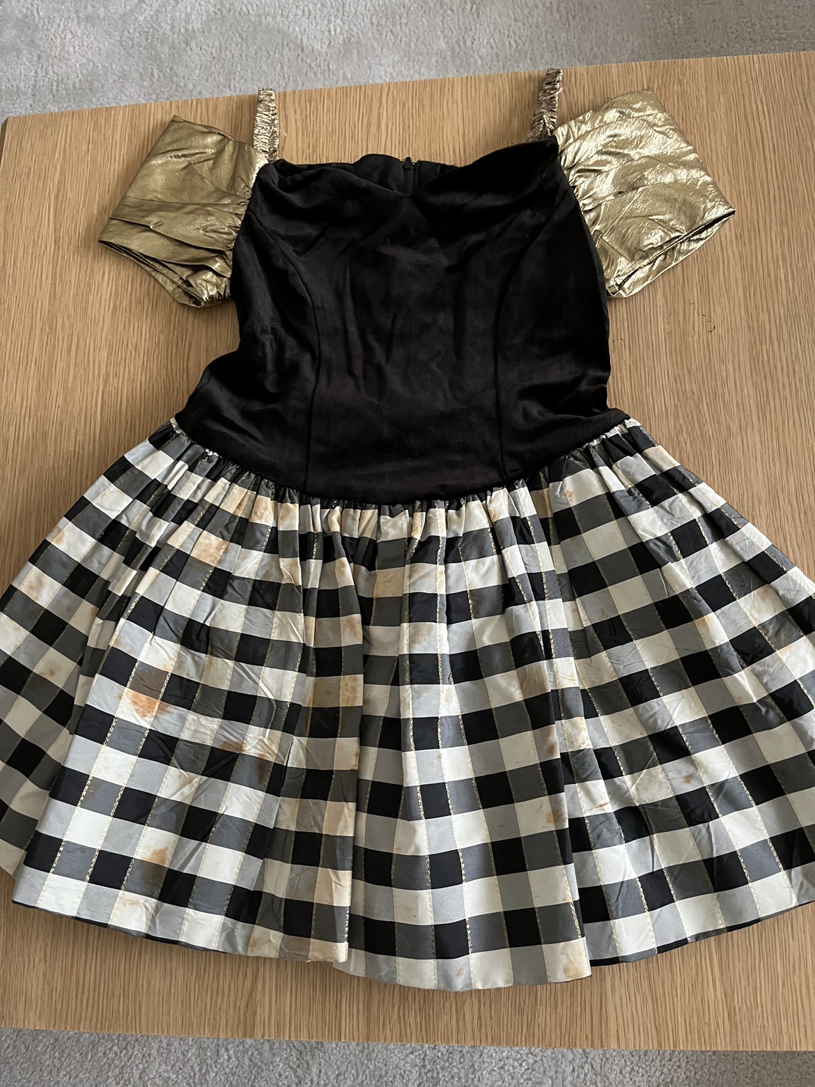 Girl’s Party Dress thumbnail