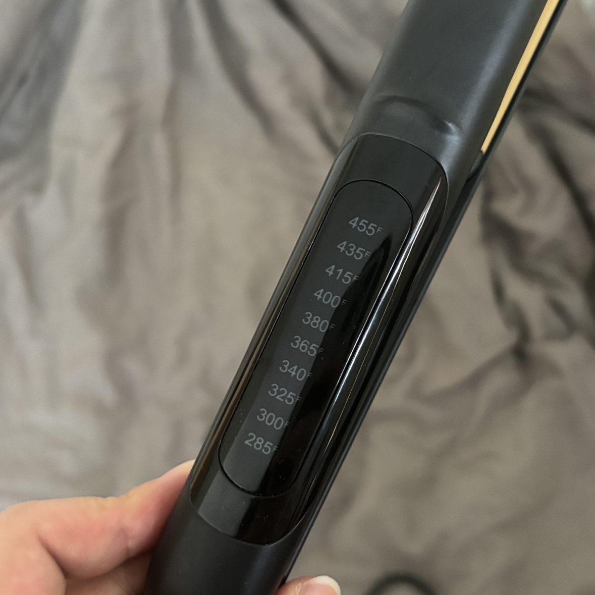 Revlon Smooth Brilliance Ceramic Hair Flat Iron image indicator(4)