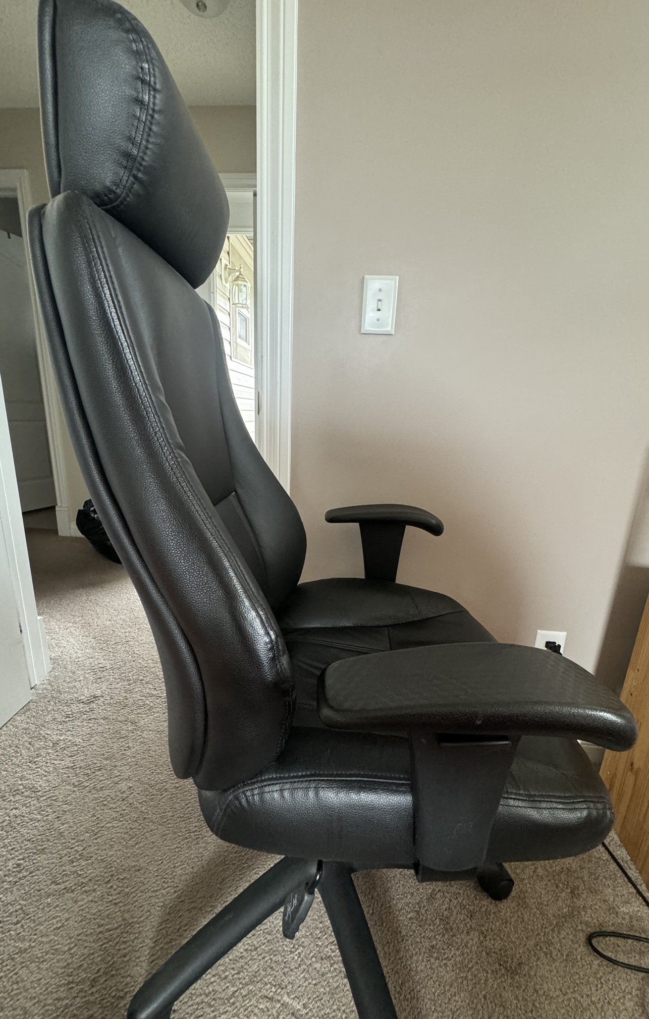 Black Leather Executive Office Chair with High Back, - photo 2