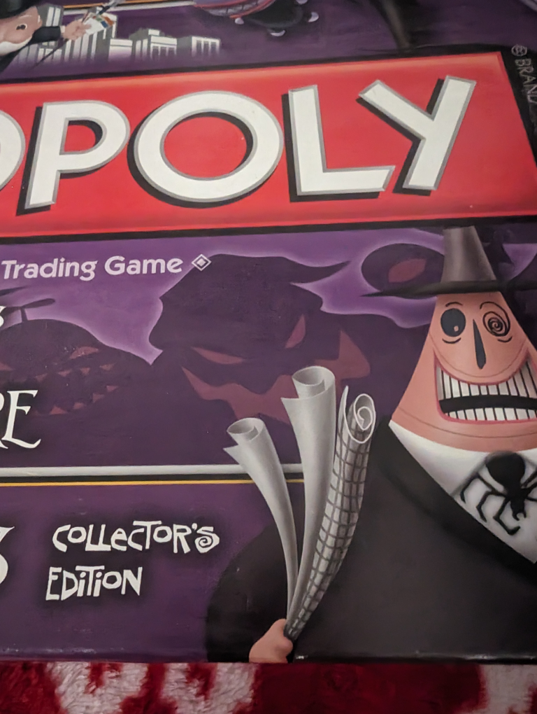 Tim Burton's The nightmare before Christmas  Monopoly set image indicator(3)