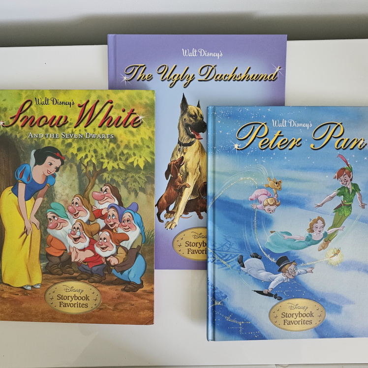 20 Classic Disney storybook. Readers Digest Children's Book image indicator(2)