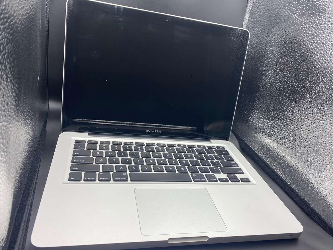 Apple sMacBook Pro (13”, Mid 2012)
