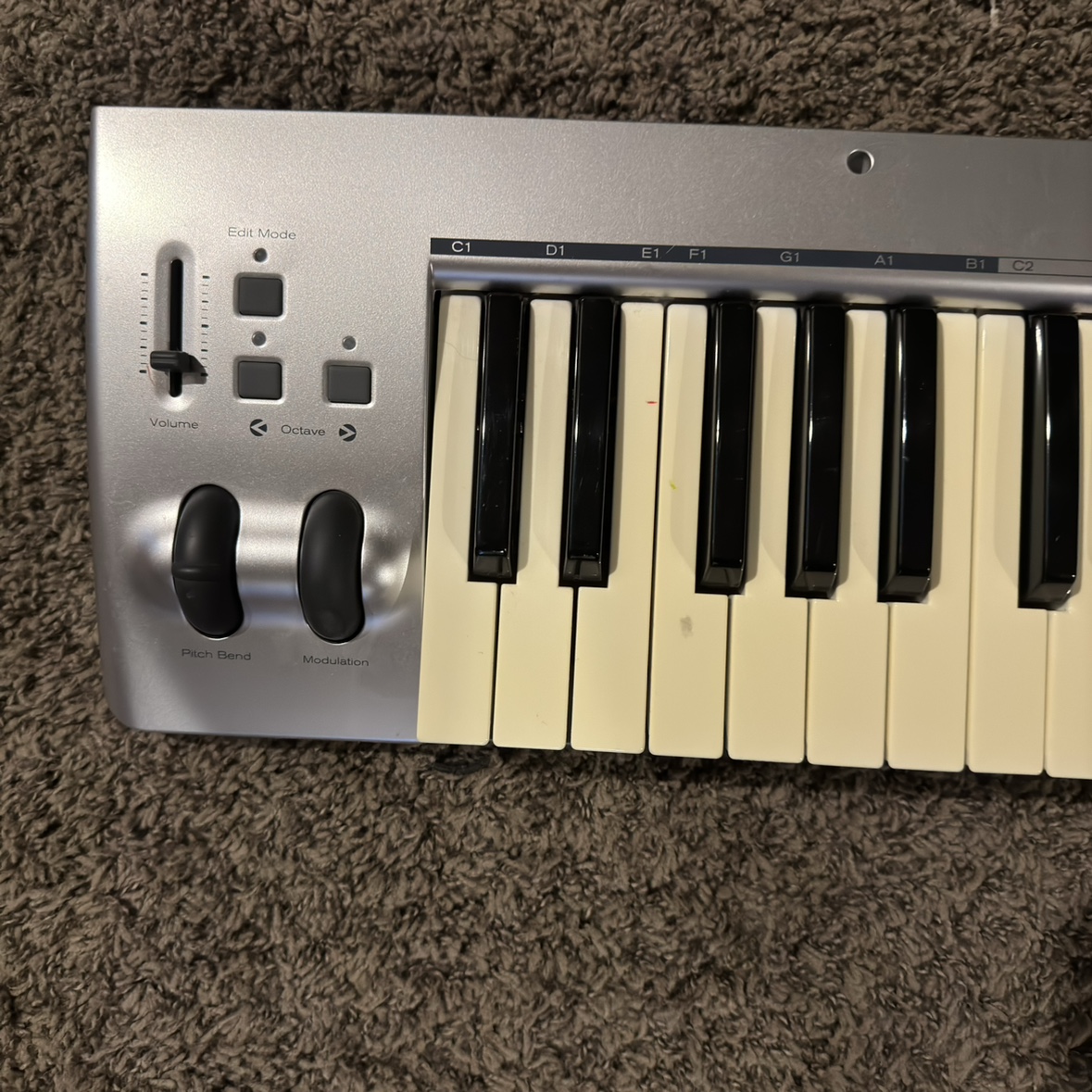 M-Audio KeyStuido Keybaord - photo 3
