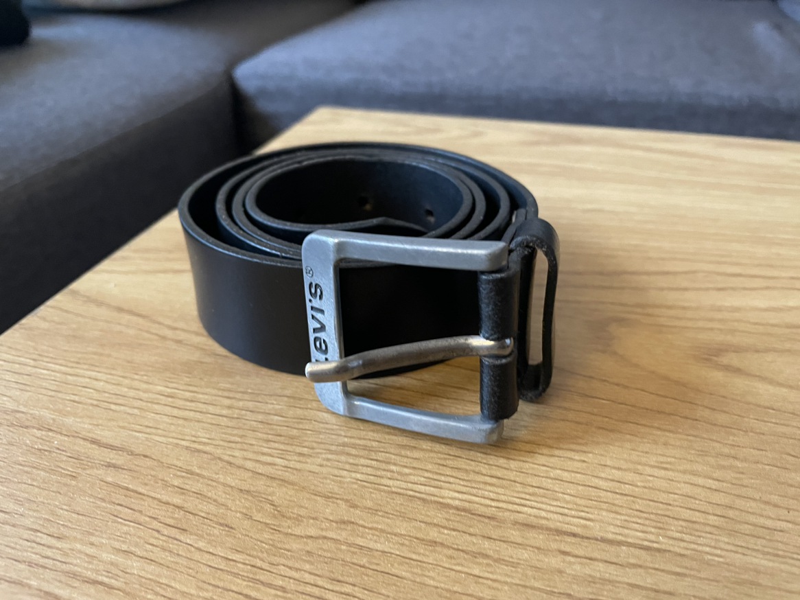 Levi’s black leather belt thumbnail