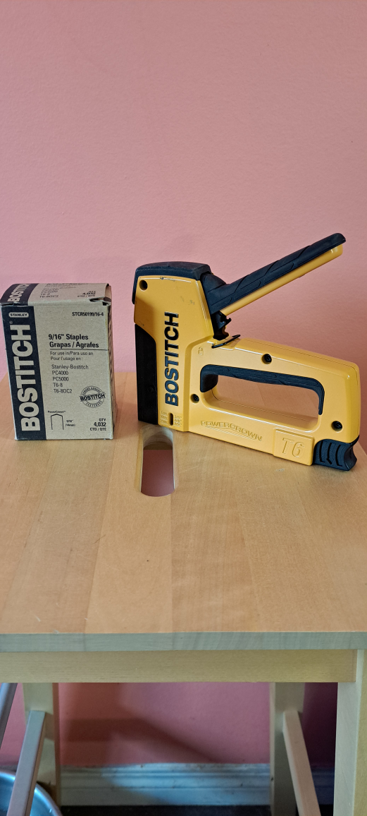 Staple Gun with Staples - photo 2