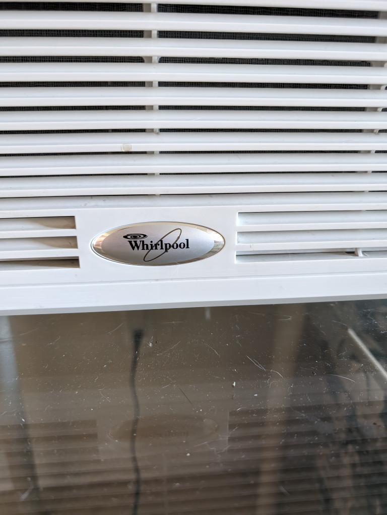whirlpool window AC - photo 2