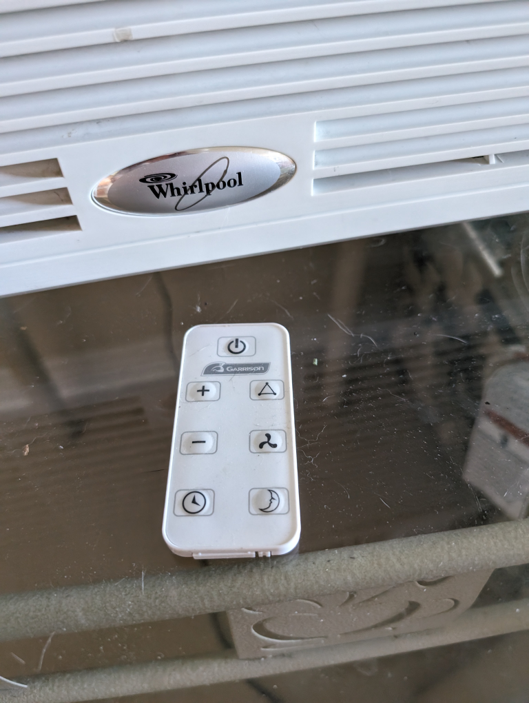 whirlpool window AC - photo 3