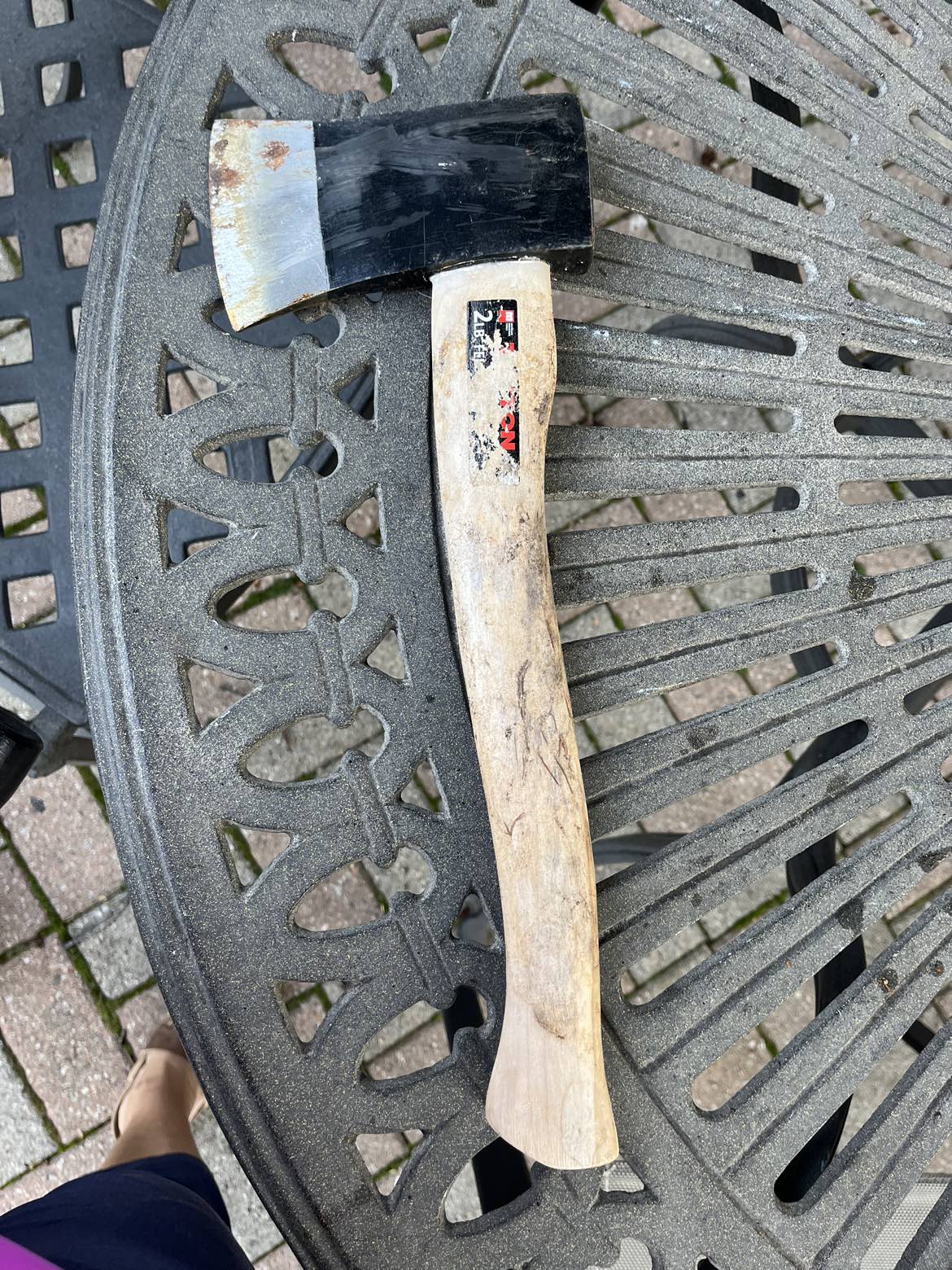 Axe thumbnail
