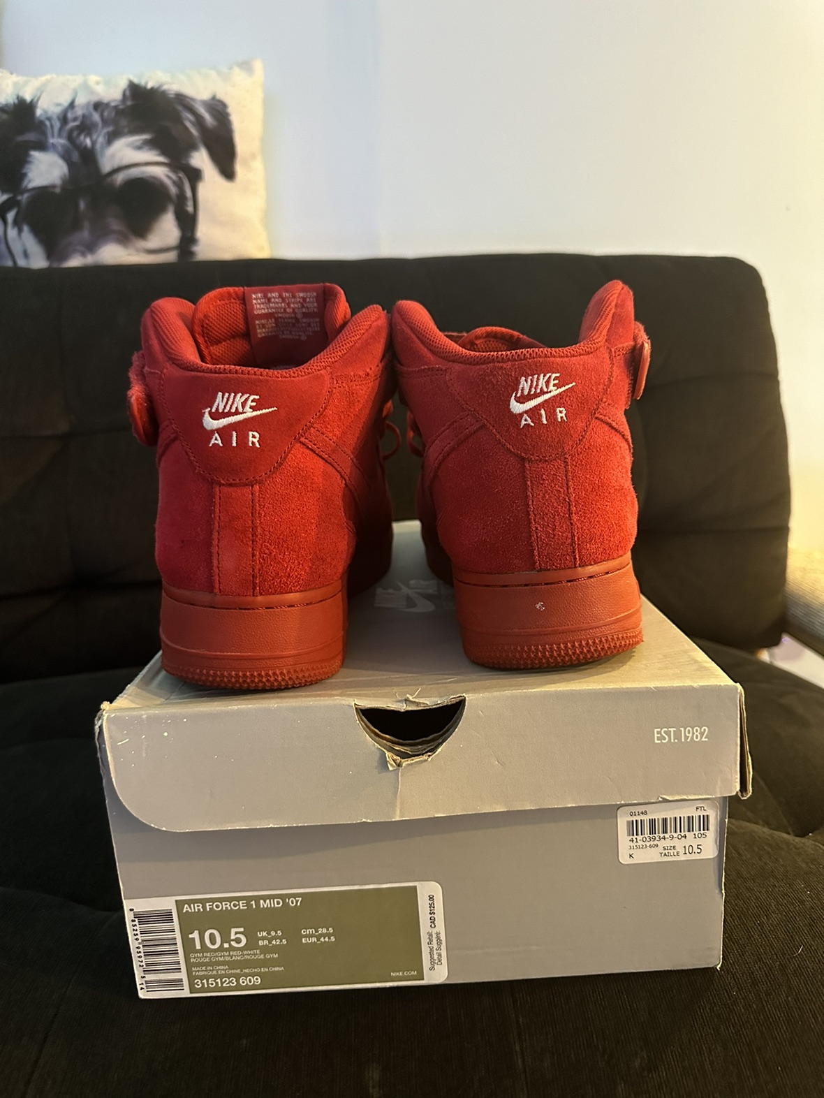 Nike Air Force 1 Mid Size 10.5 image indicator(2)