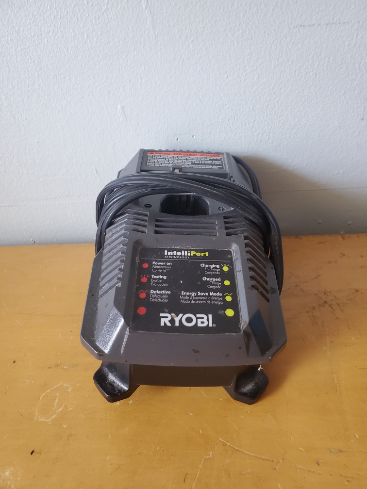 Ryobi 18V ONE+ Dual Lithium Ion Chemistry Battery Charger P118 image indicator(2)